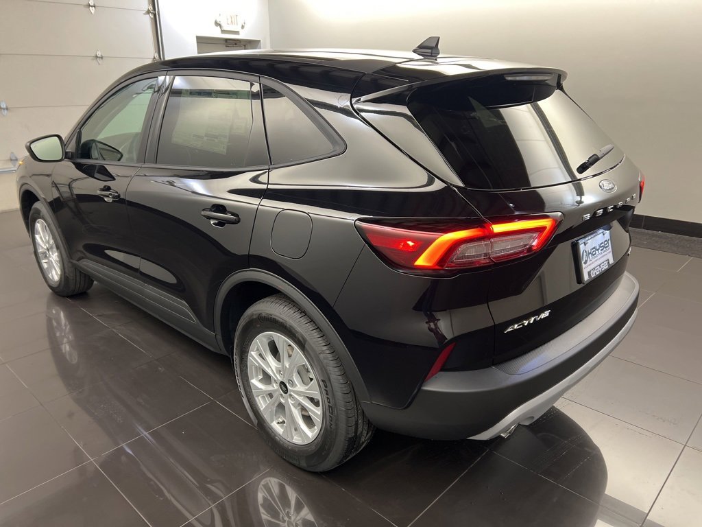 New 2025 Ford Escape Active w/ Cold Weather Package image 4