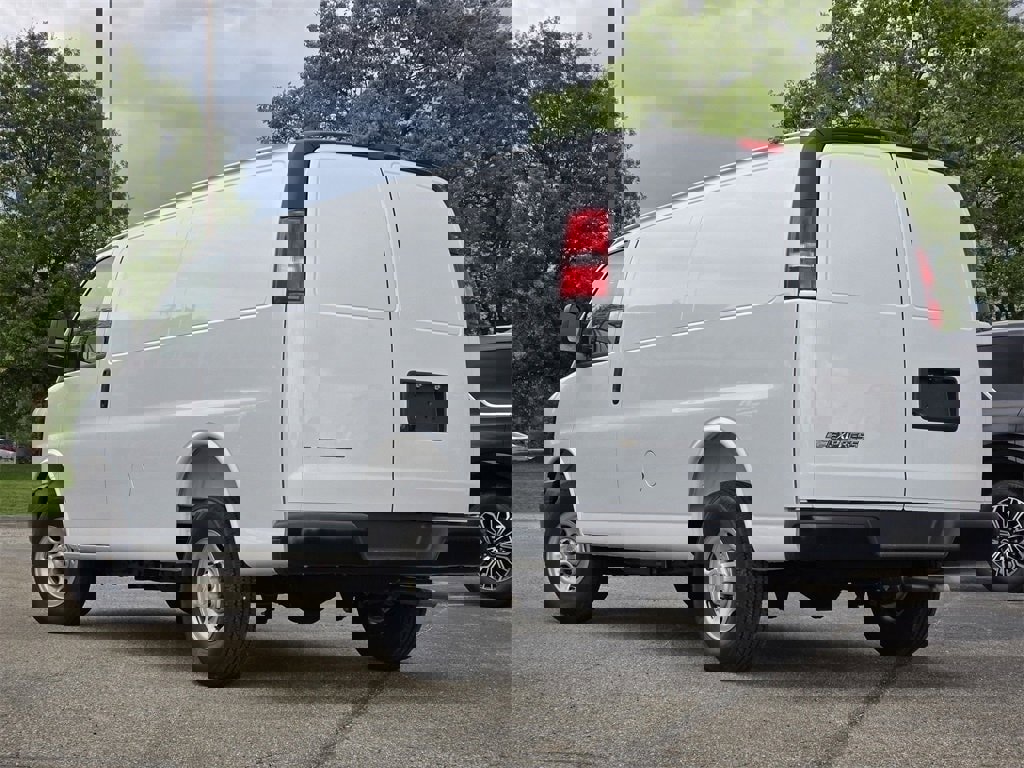 New 2025 Chevrolet Express 2500 w/ Communications Package image 6
