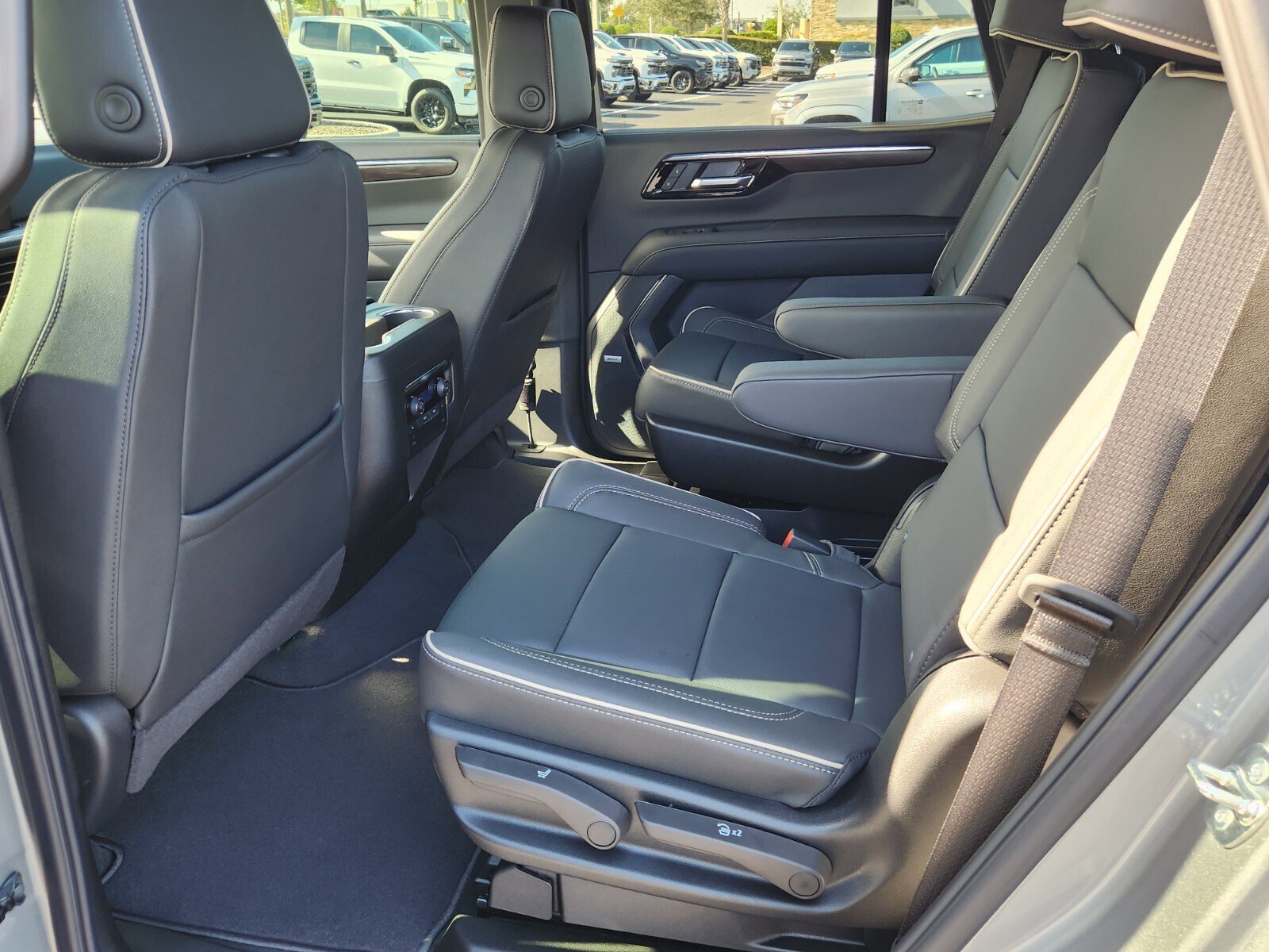 New 2026 Chevrolet Tahoe Premier w/ Sun And Tow Package image 6