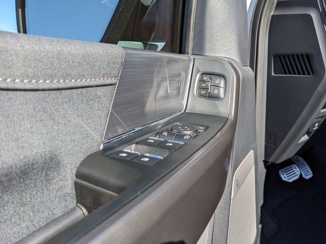 New 2025 Ford F150 Lariat w/ Equipment Group 501A Mid image 19