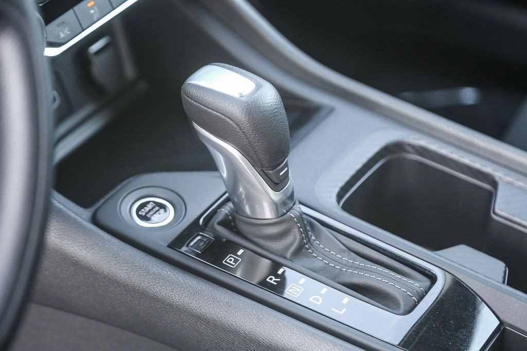 Certified 2025 Nissan Sentra S image 17