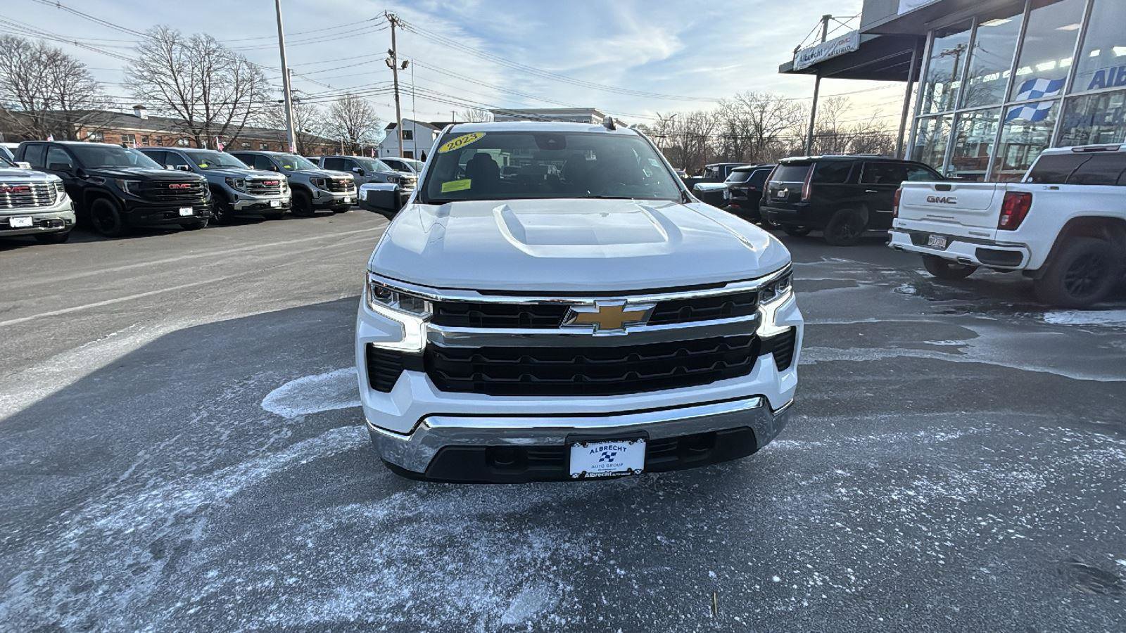 Used 2023 Chevrolet Silverado 1500 LT video 2