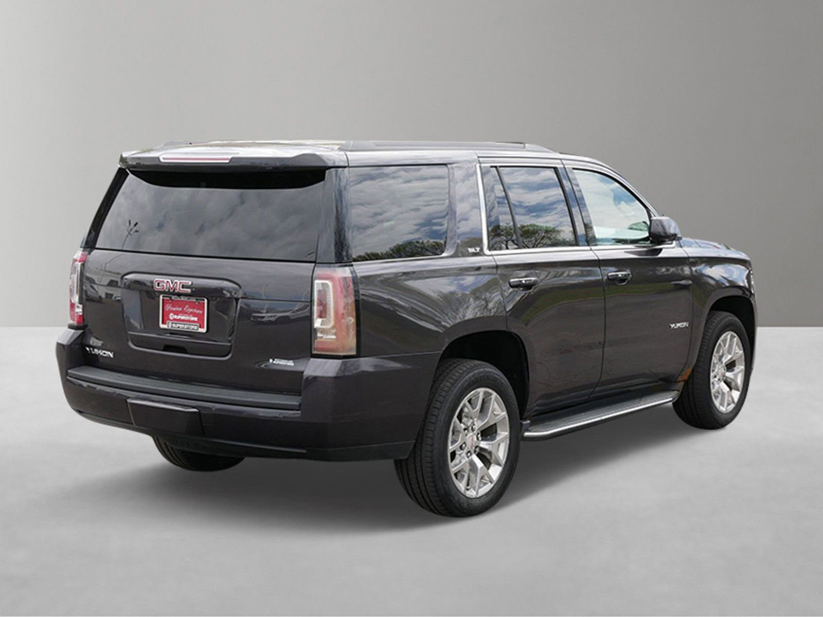 Used 2015 GMC Yukon SLT w/ Open Road Package AWD/4WD image 4