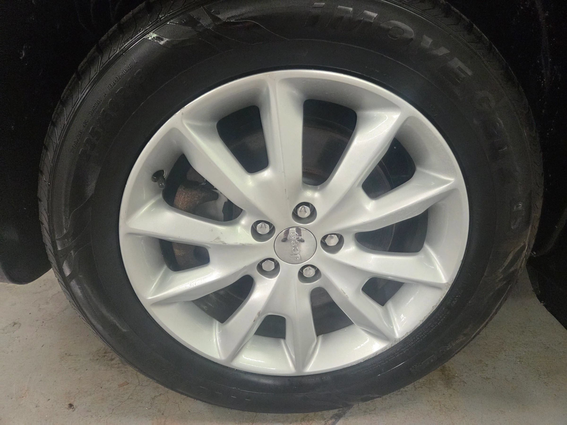 Used 2014 Jeep Cherokee Limited AWD/4WD image 13