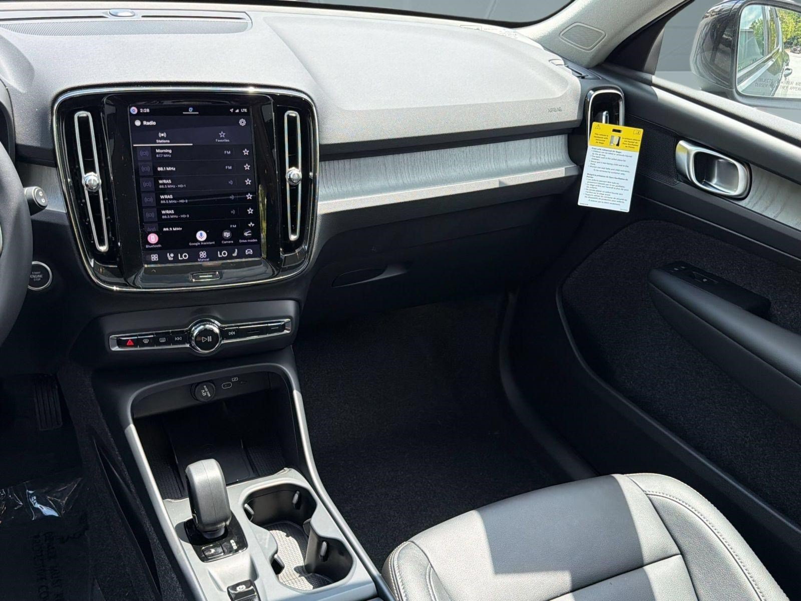 New 2026 Volvo XC40 B5 Core w/ Protection Package Premier AWD/4WD image 26