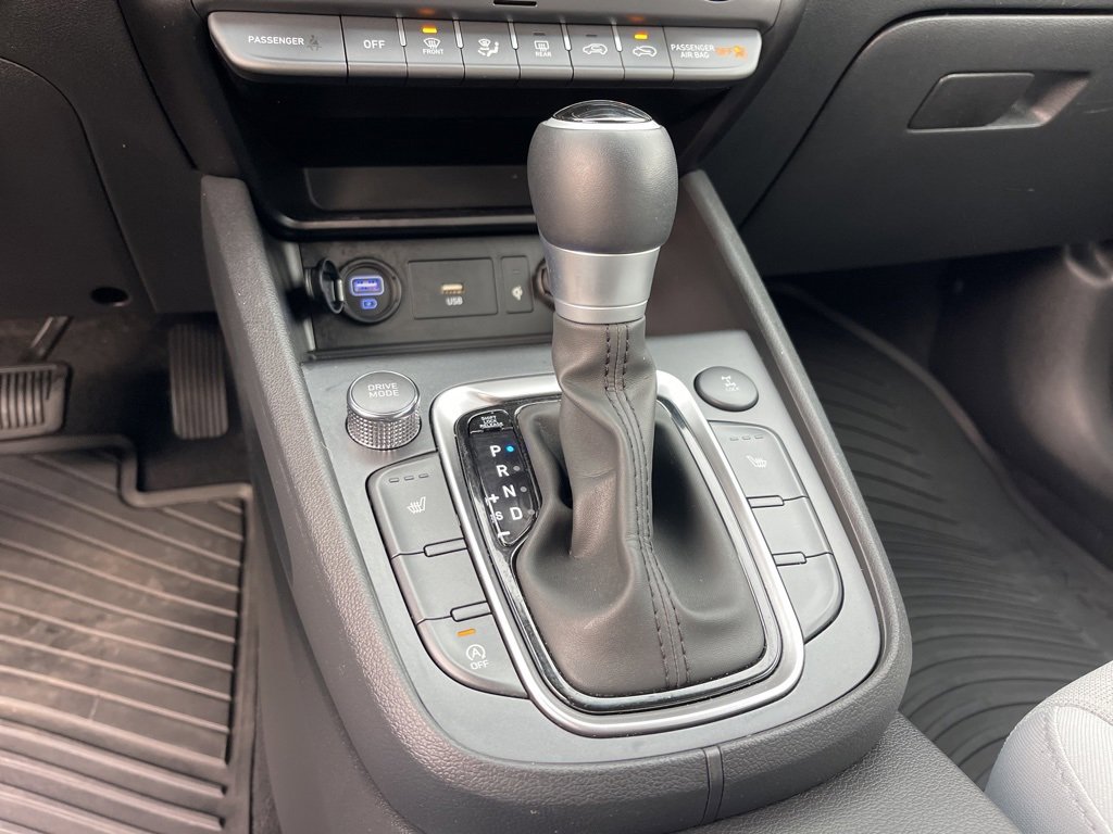 Certified 2023 Hyundai Kona SEL w/ Convenience Package image 15