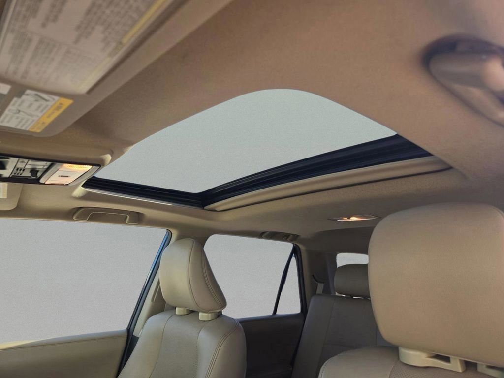 Used 2018 Toyota 4Runner Limited image 15