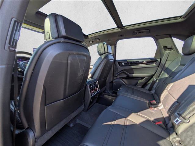 Used 2019 Porsche Cayenne image 17