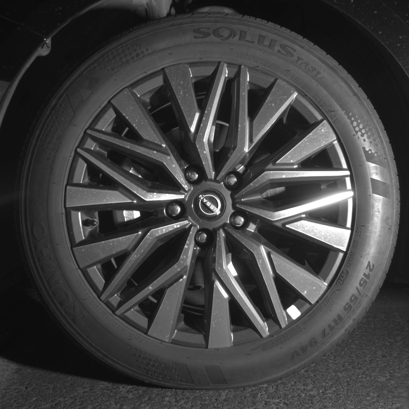 Used 2025 Nissan Altima 2.5 SV FWD image 12