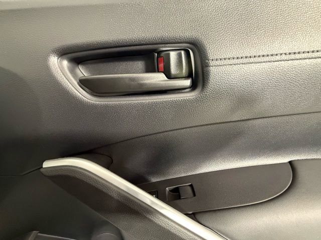 Used 2024 Toyota Corolla Cross SE w/ Moonroof Package image 37
