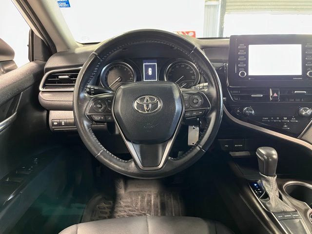 Used 2022 Toyota Camry SE FWD image 21