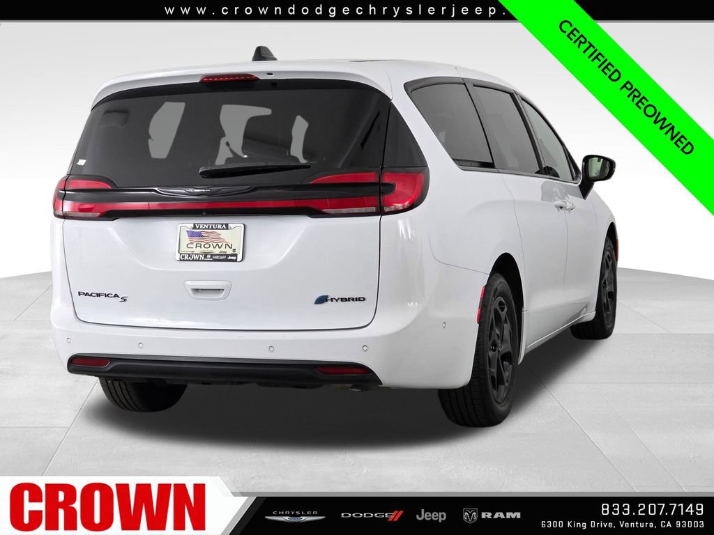 Certified 2024 Chrysler Pacifica Limited FWD image 7