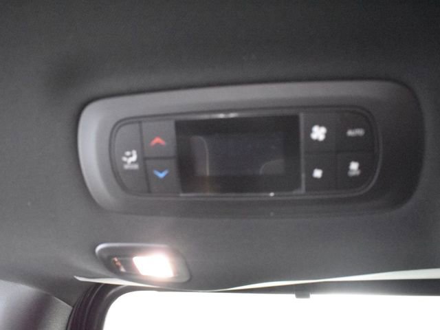 New 2026 Chrysler Pacifica Limited w/ S Appearance Package image 32