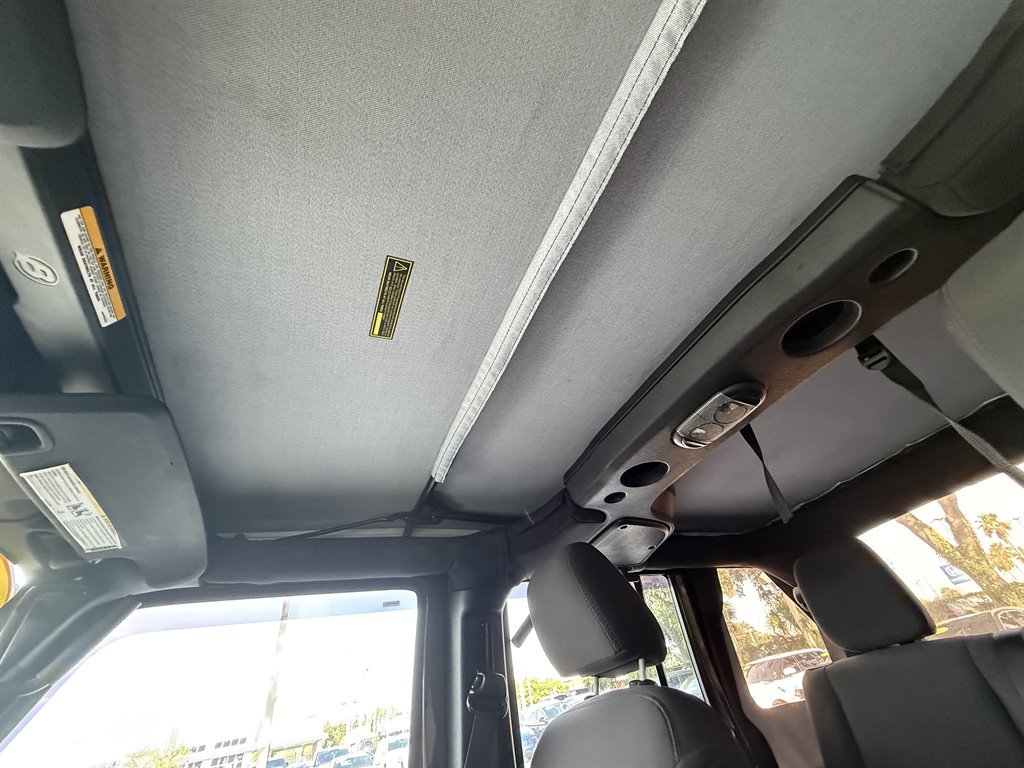 Used 2015 Jeep Wrangler Unlimited Sport image 20