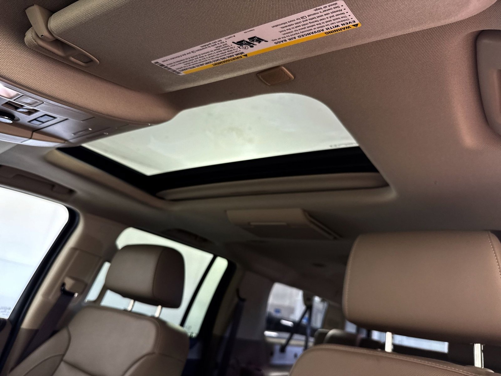 Used 2020 Chevrolet Suburban Premier AWD/4WD image 24