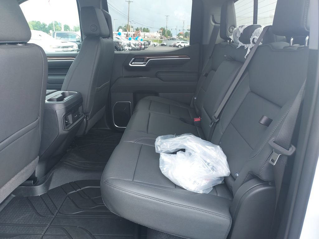 New 2026 Chevrolet Silverado 1500 RST AWD/4WD image 13