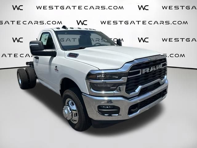 New 2026 RAM 3500 Tradesman w/ Chrome Appearance Group A AWD/4WD image 4