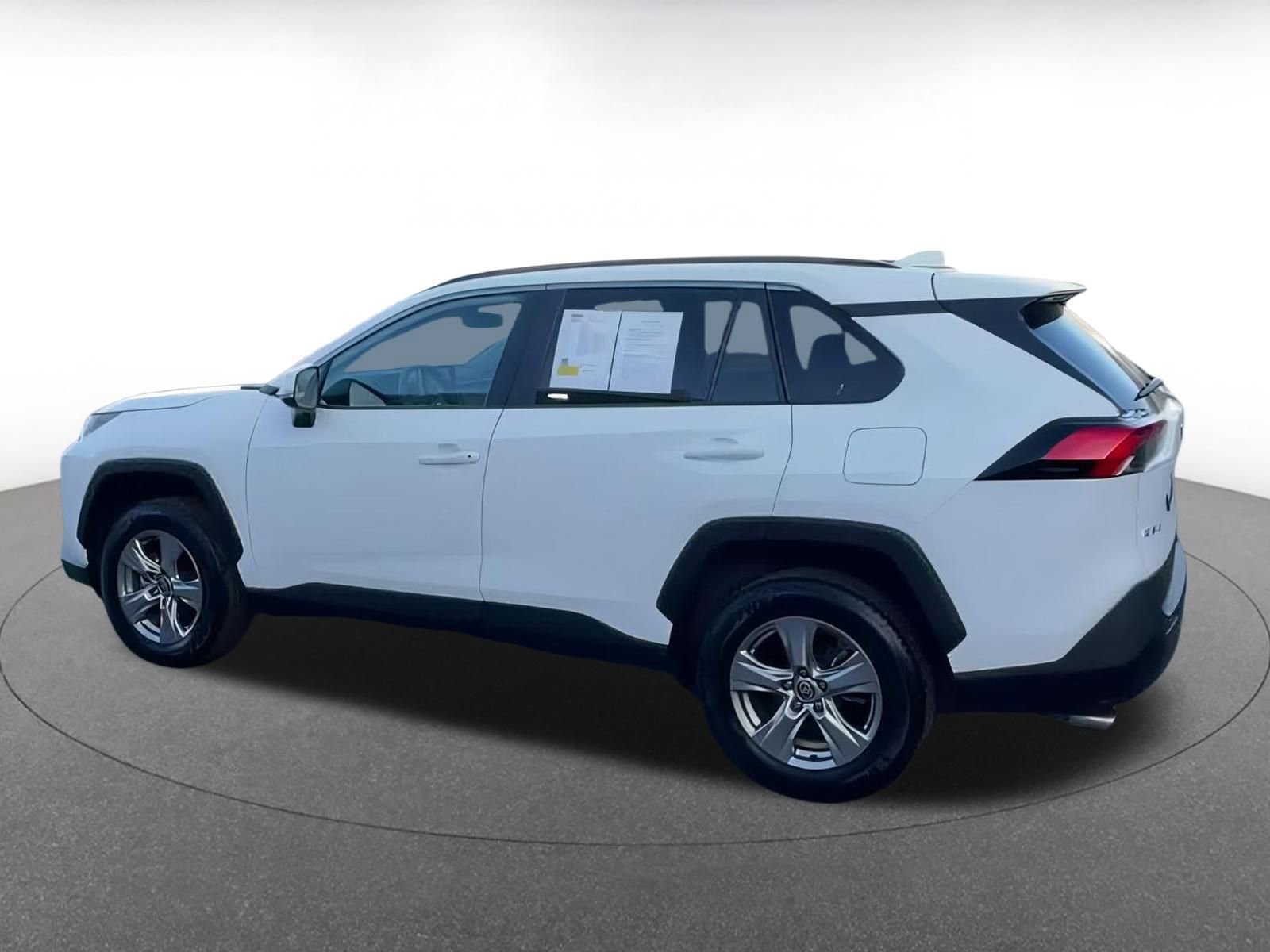 Used 2025 Toyota RAV4 XLE image 10