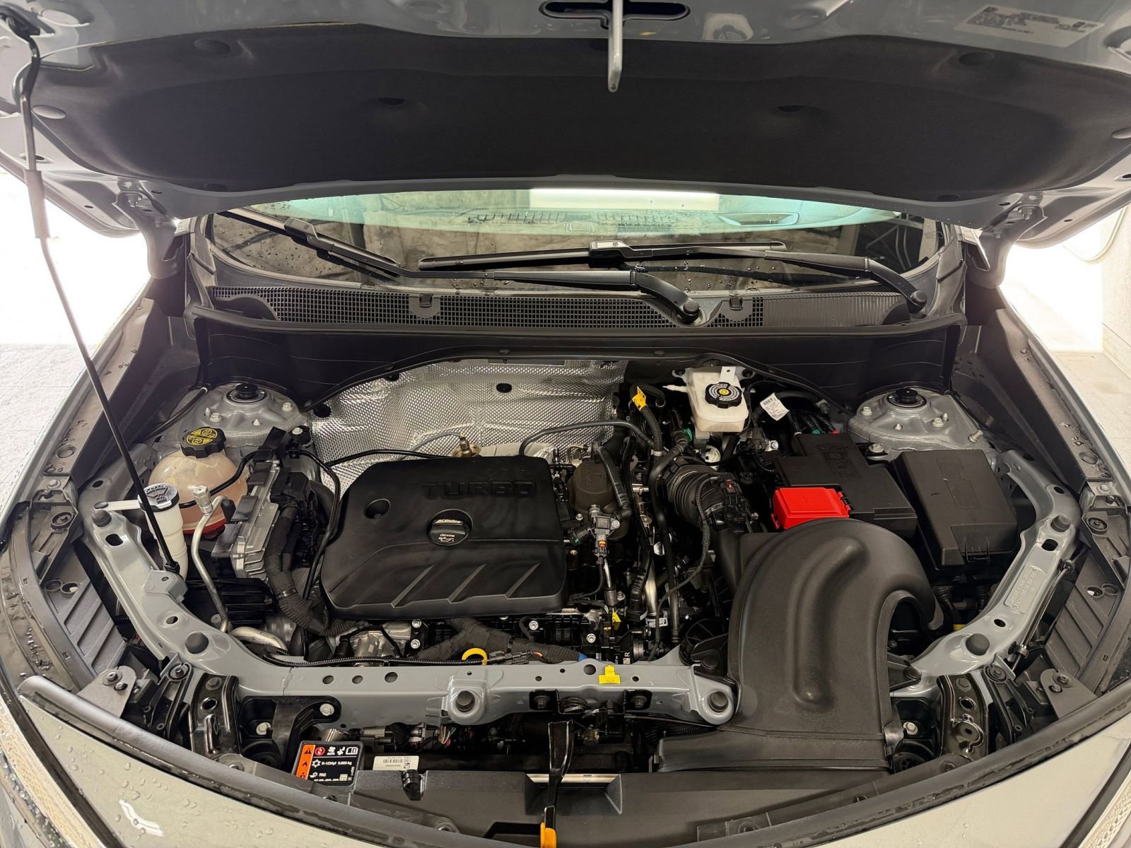 Used 2025 Buick Encore GX Preferred image 30