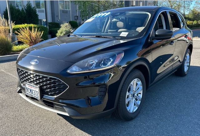 Used 2022 Ford Escape SE