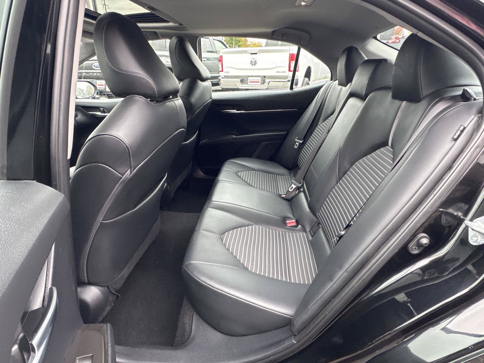 Used 2023 Toyota Camry SE w/ Cold Weather Package AWD/4WD image 31