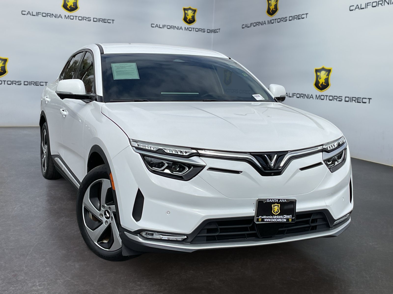 Used 2023 VinFast VF 8 Eco AWD/4WD image 3