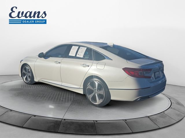 Used 2018 Honda Accord Touring image 4