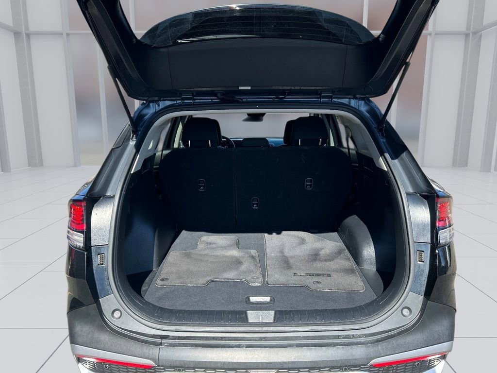 Used 2024 Kia Sportage LX image 13