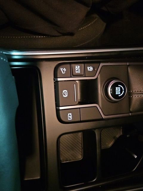 Used 2025 Kia Sorento LX image 56