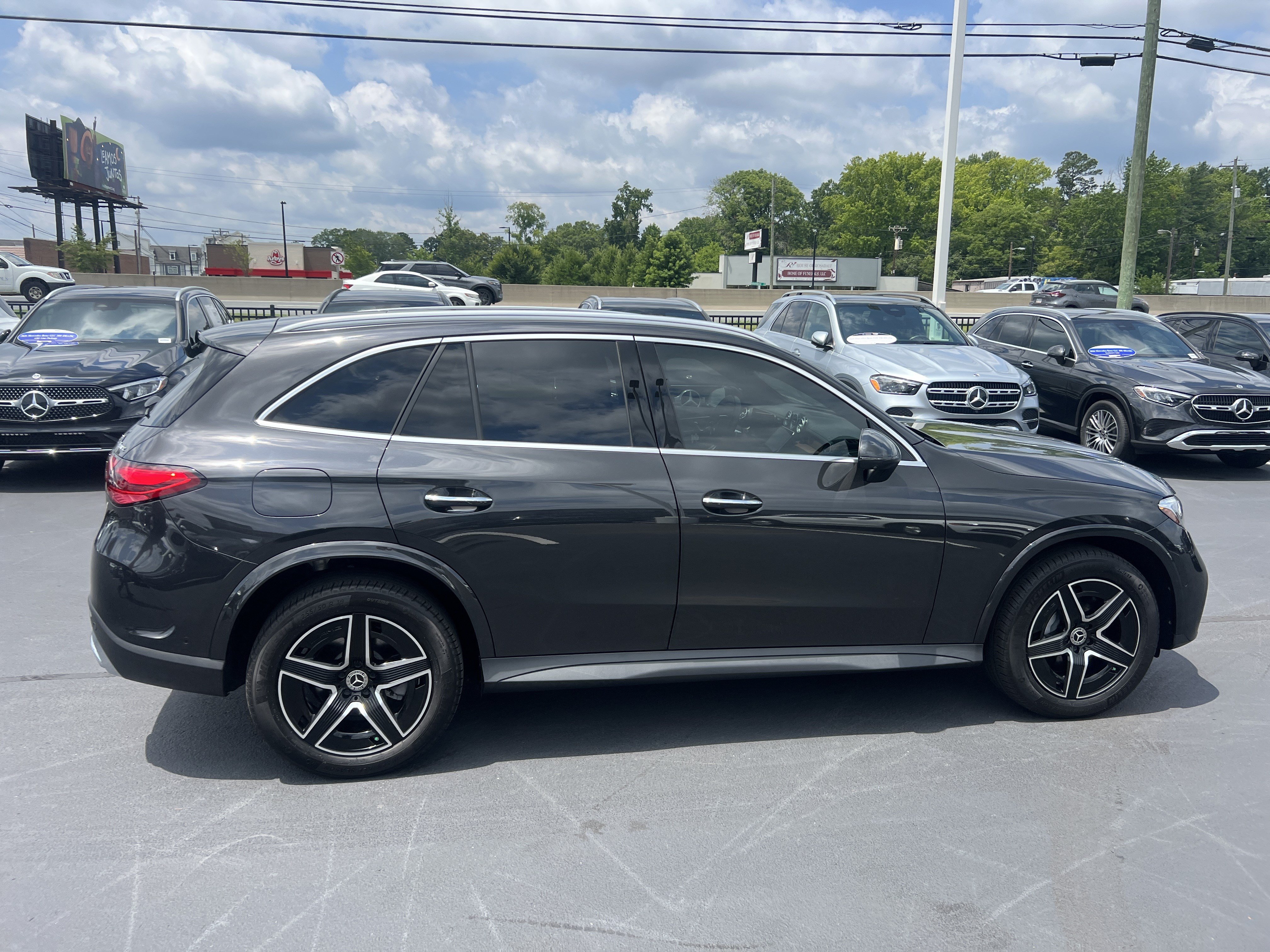 Certified 2025 Mercedes-Benz GLC 300 4MATIC image 12