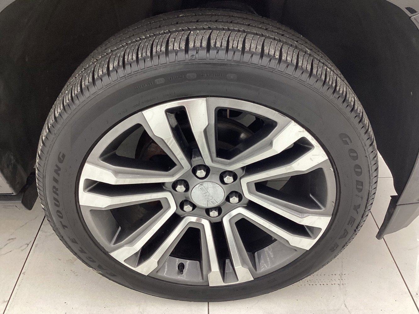 Used 2020 GMC Yukon XL Denali image 55