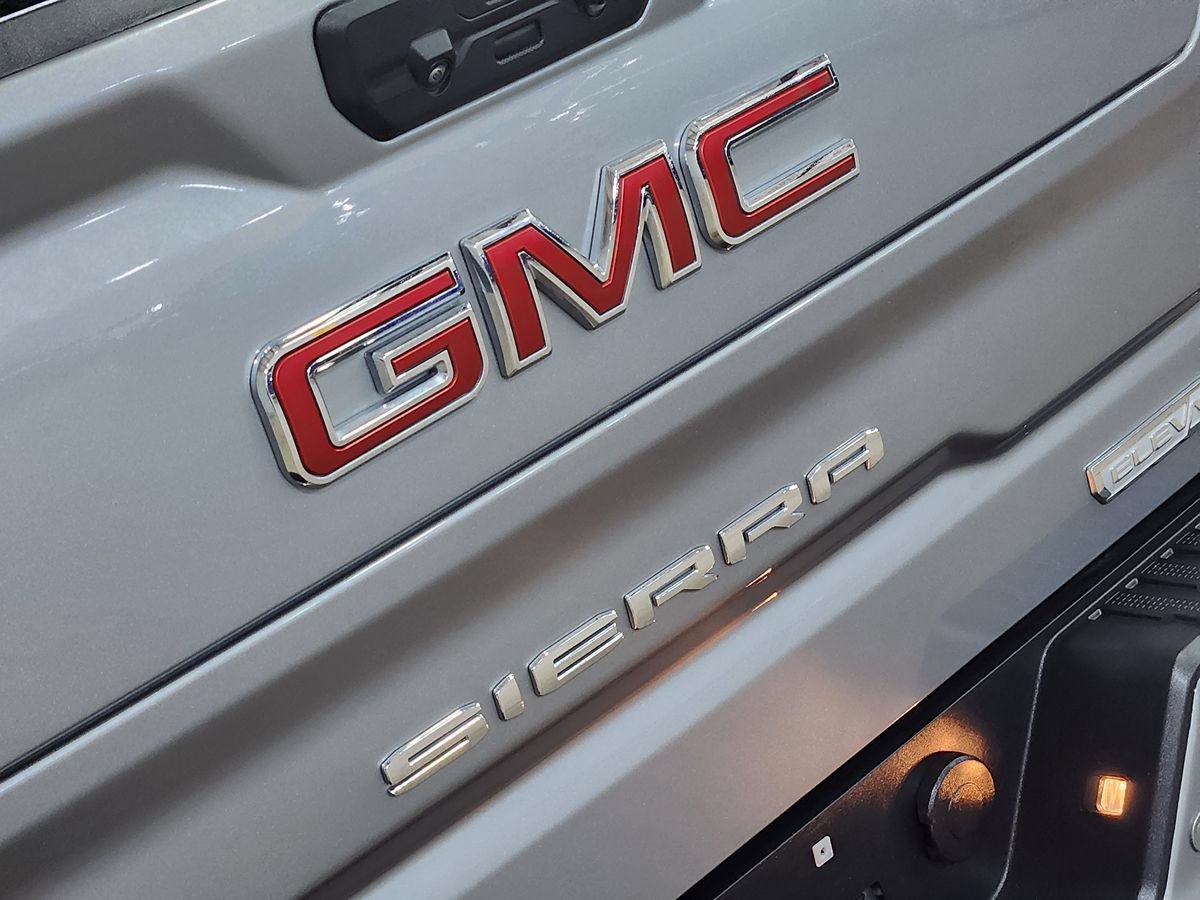 Used 2025 GMC Sierra 1500 Elevation w/ Elevation Premium Package AWD/4WD image 25