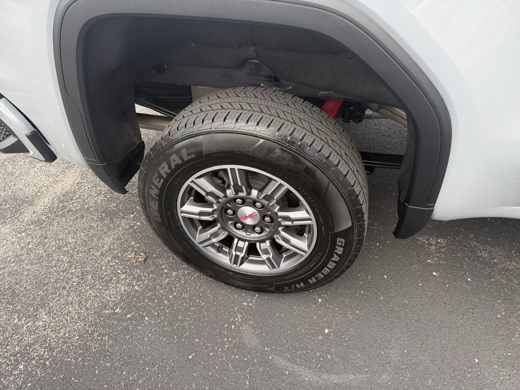 Certified 2024 GMC Sierra 1500 AT4 w/ Technology Package AWD/4WD image 29