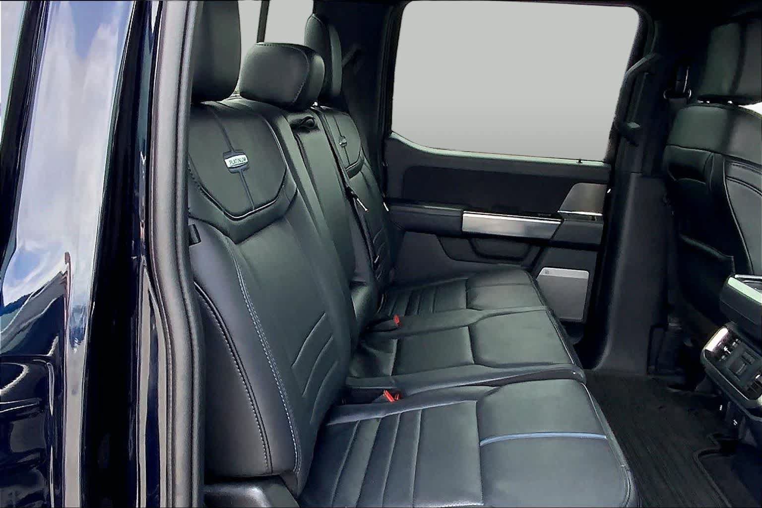 Certified 2025 Ford F150 Platinum AWD/4WD image 19