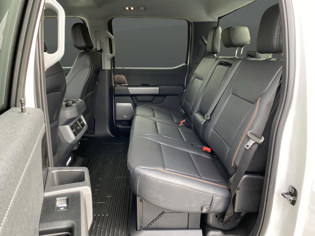 New 2026 Ford F250 Lariat w/ FX4 Off-Road Package image 39