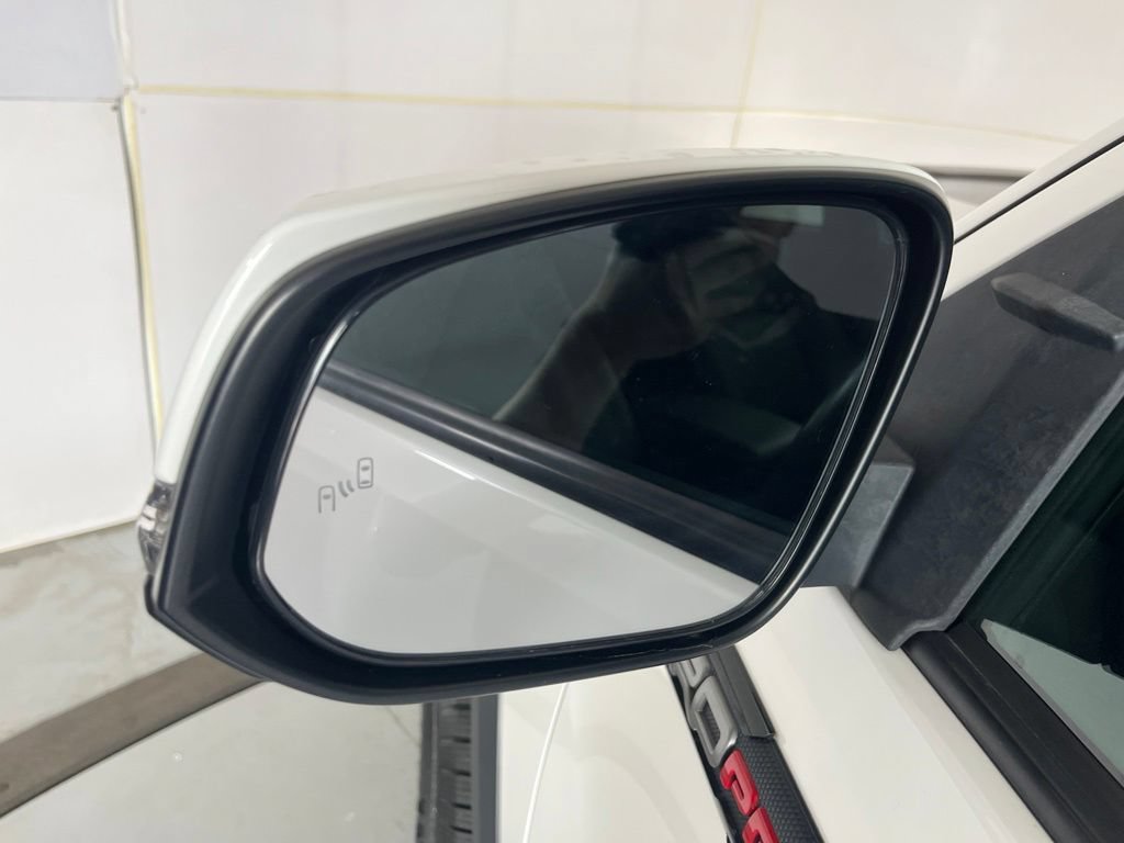 Used 2019 Toyota Tacoma TRD Pro AWD/4WD image 37