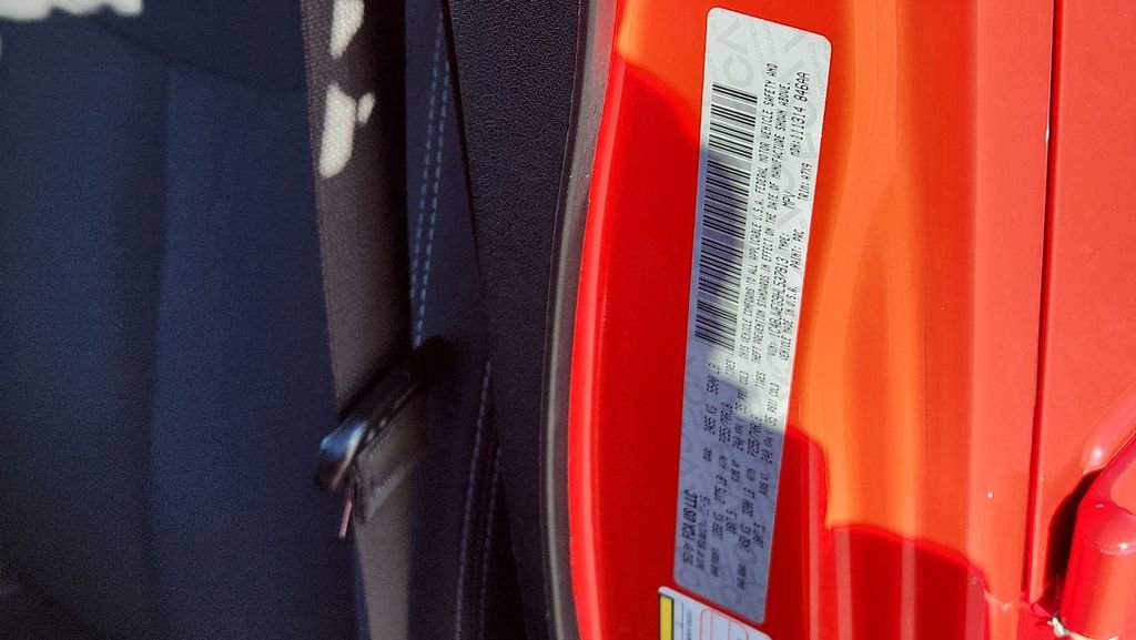 Used 2017 Jeep Wrangler Unlimited Sahara w/ Dual Top Group image 26