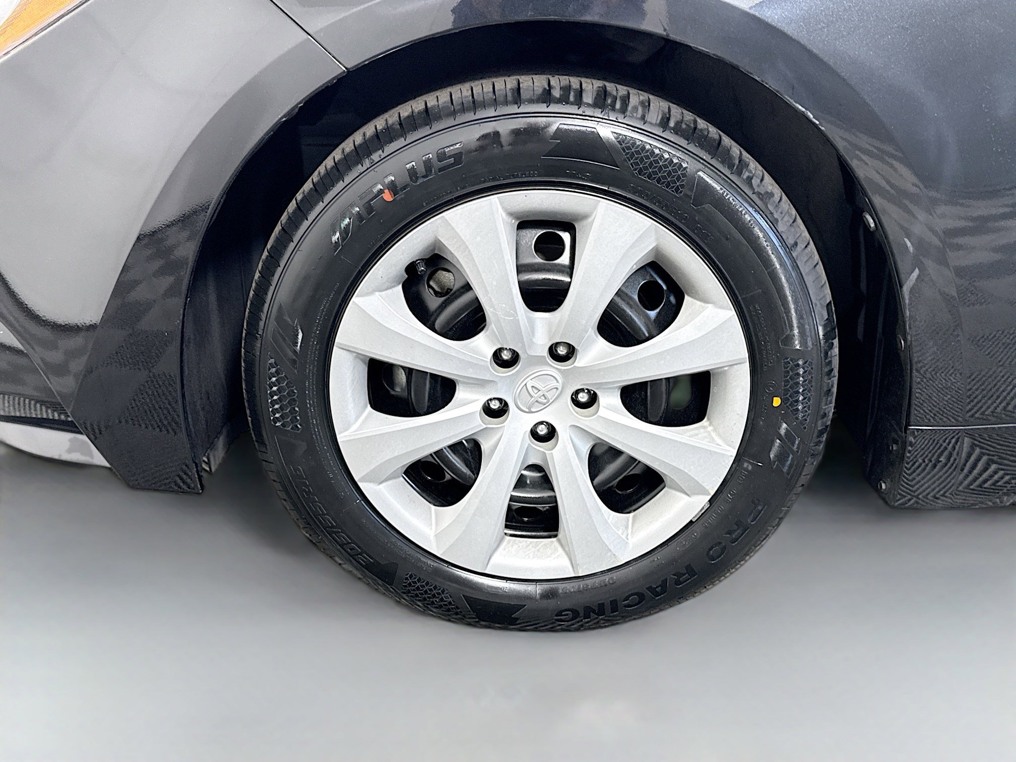 Used 2022 Toyota Corolla LE FWD image 37