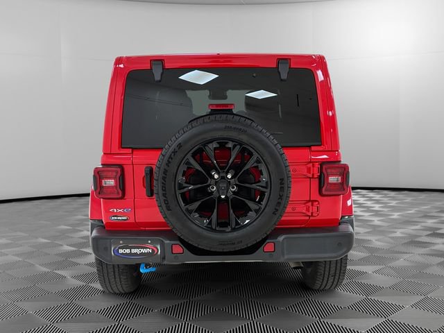 Used 2024 Jeep Wrangler Unlimited Sahara w/ Technology Group AWD/4WD image 4