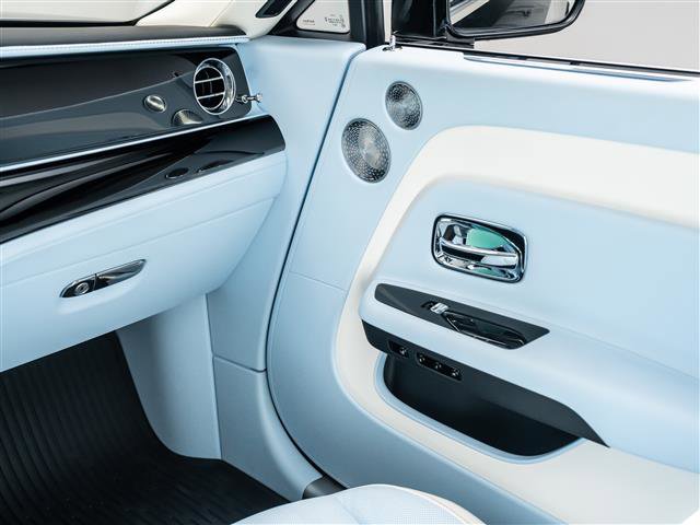 Used 2025 Rolls-Royce Spectre w/ Spectre Enhancement Package image 36