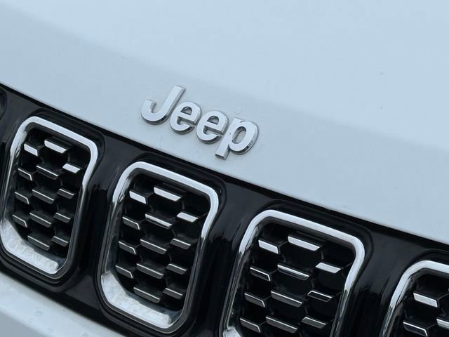 Used 2024 Jeep Compass Limited image 24