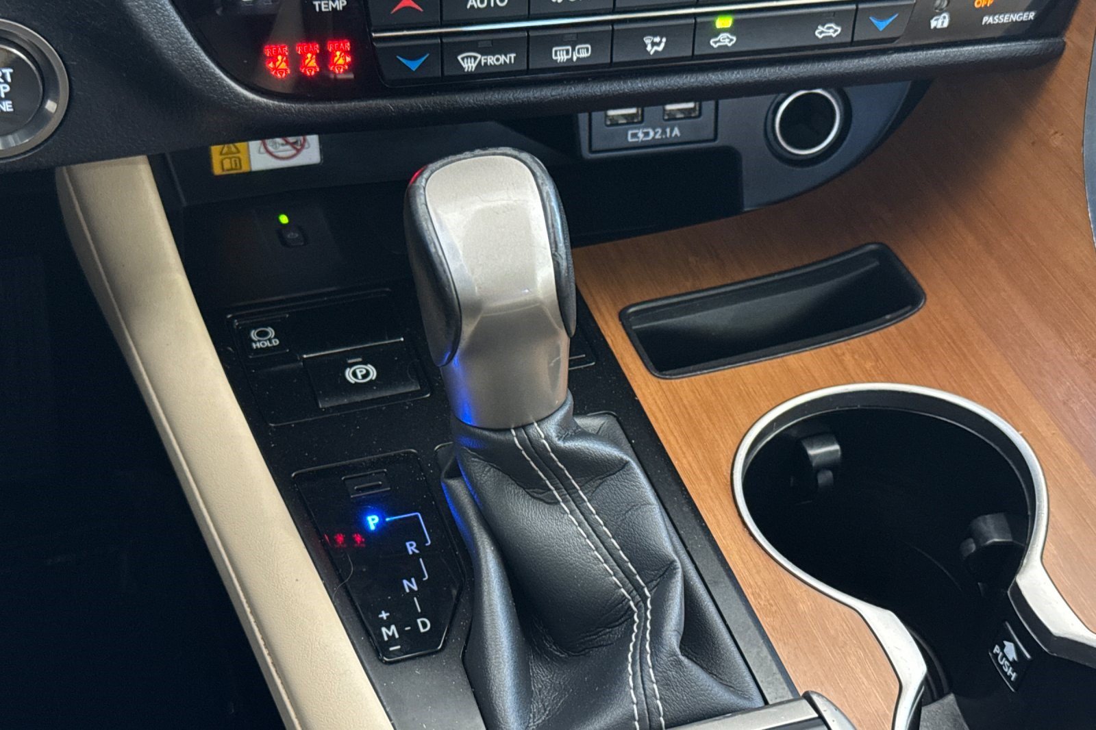 Certified 2022 Lexus RX 350 FWD w/ Premium Package image 27