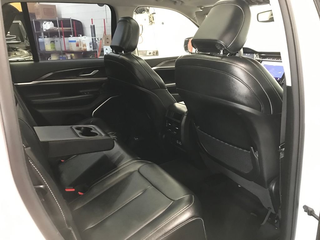 Used 2024 Jeep Grand Cherokee Limited 4xe image 44