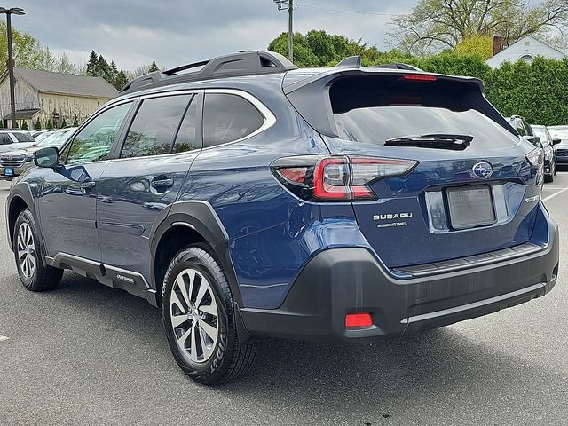 Certified 2025 Subaru Outback Premium AWD/4WD image 4