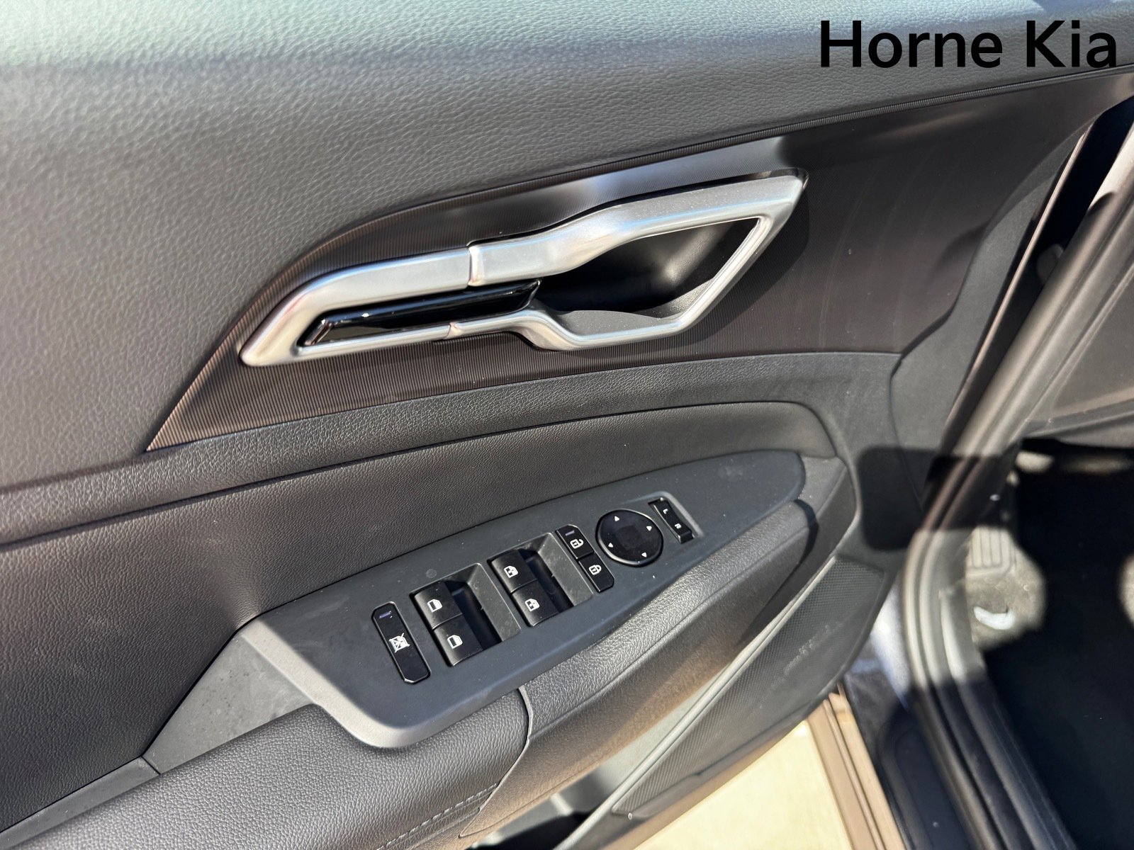 New 2026 Kia Sportage EX image 10