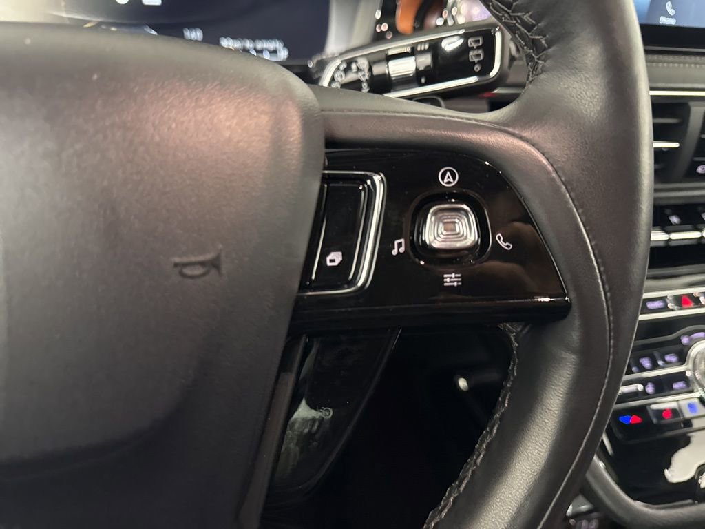 Certified 2022 Lincoln Corsair Reserve w/ Equipment Group 201A image 30