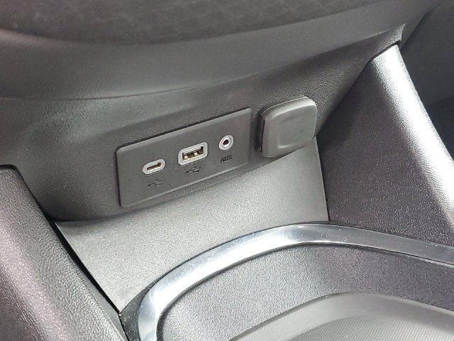 Used 2025 Chevrolet Malibu LT FWD image 19