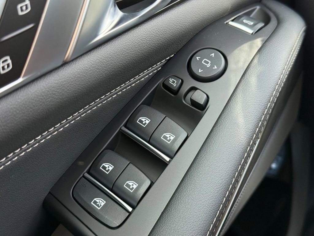New 2026 BMW X5 xDrive50e w/ M Sport Package image 16