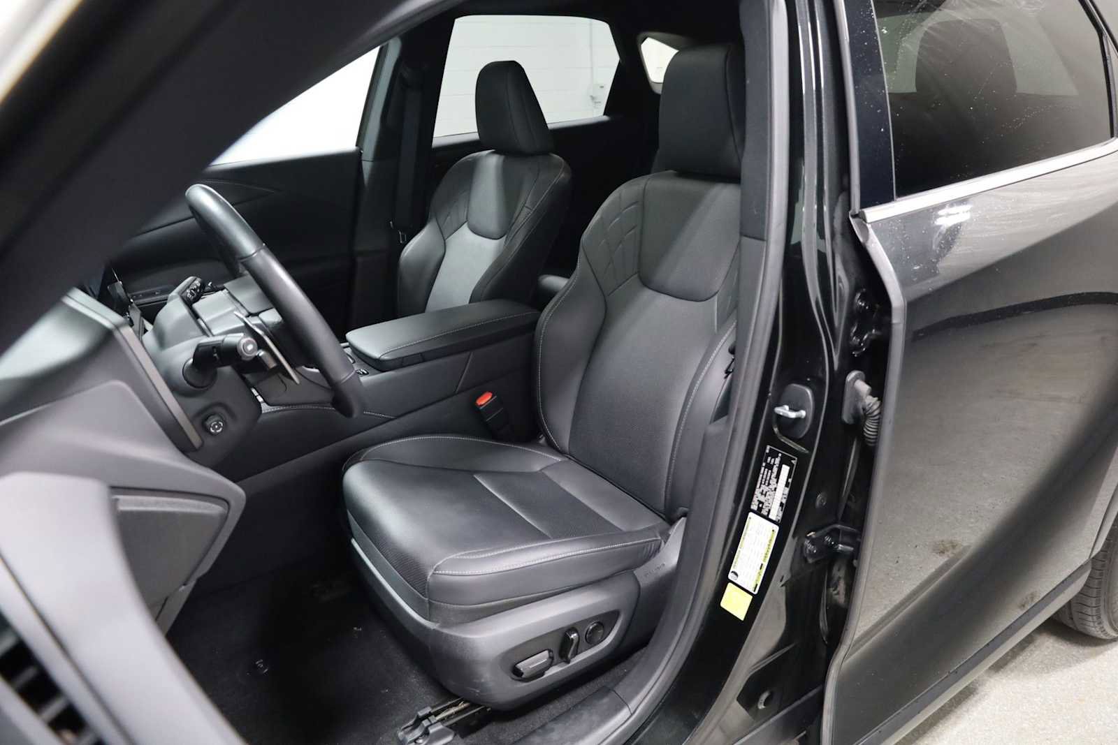 Used 2023 Lexus RX 350 Premium w/ Accessory Package image 5