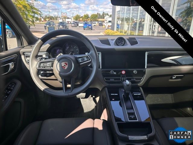 Used 2025 Porsche Macan w/ Premium Package Plus image 11